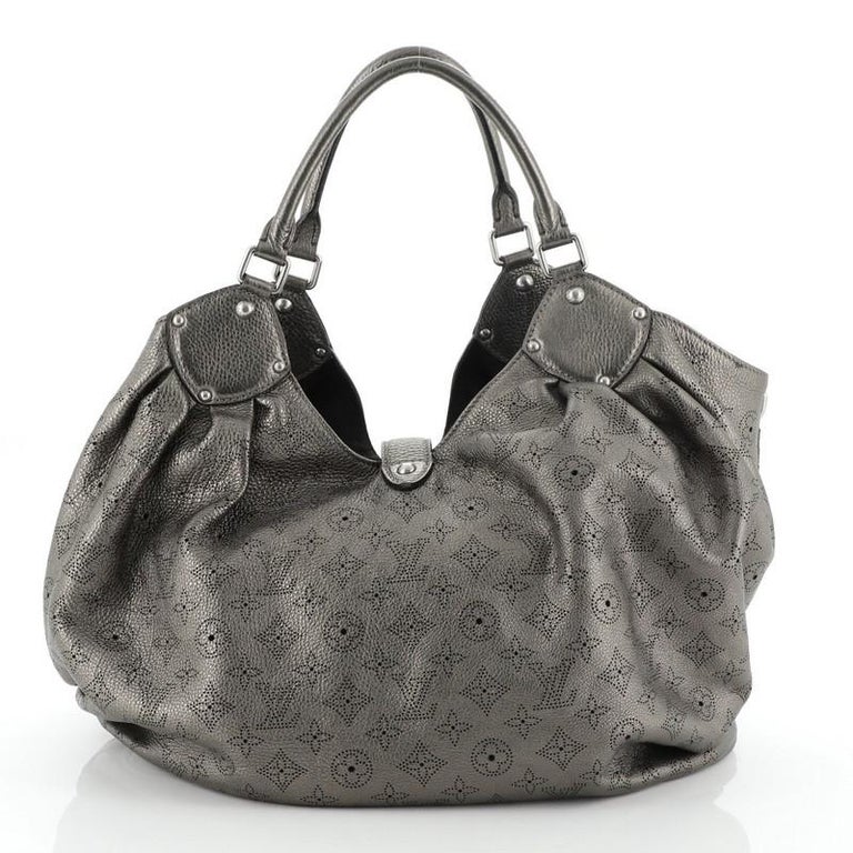 Louis Vuitton XL Hobo Mahina Leather For Sale at 1stdibs