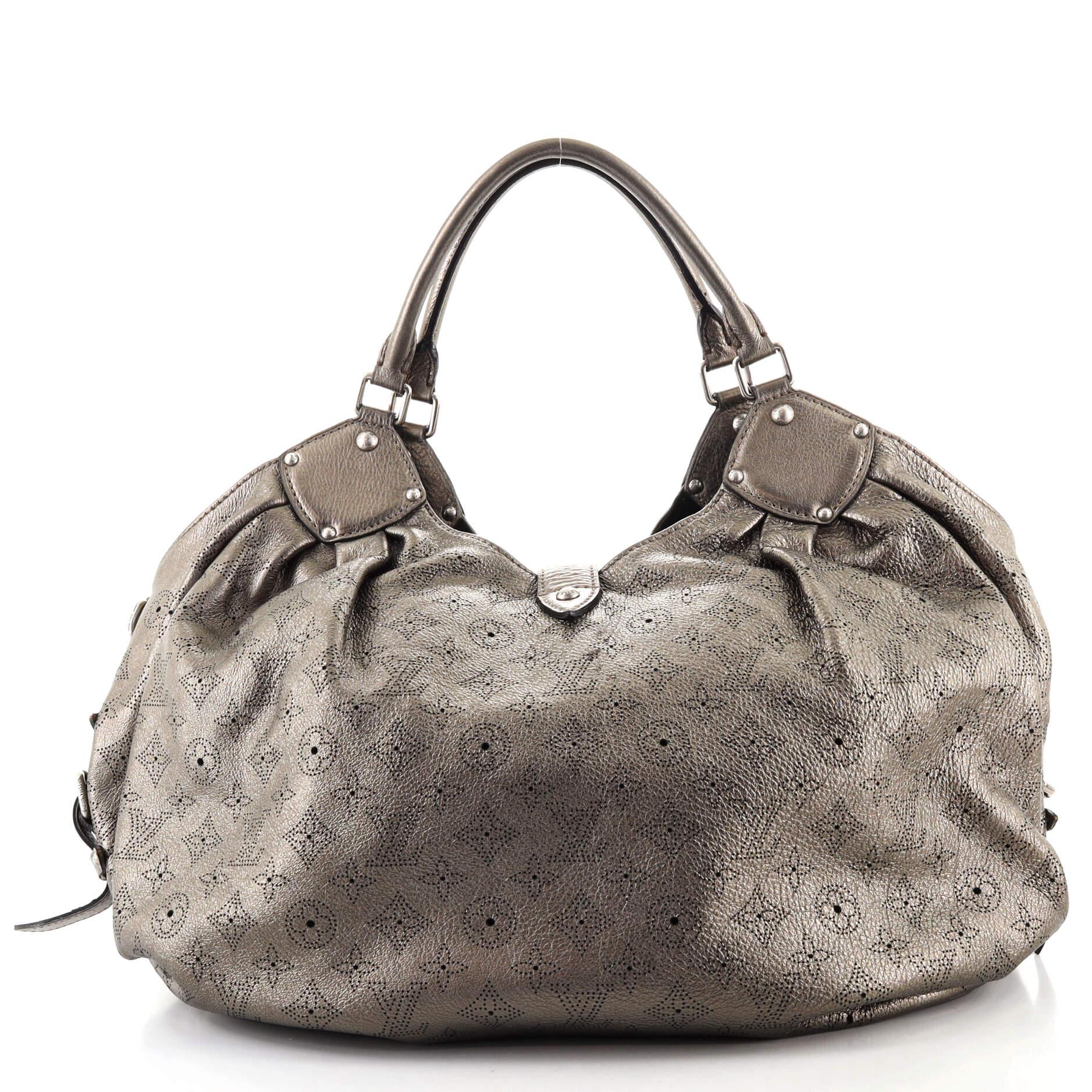Louis Vuitton XL Hobo Mahina Leather In Good Condition In NY, NY