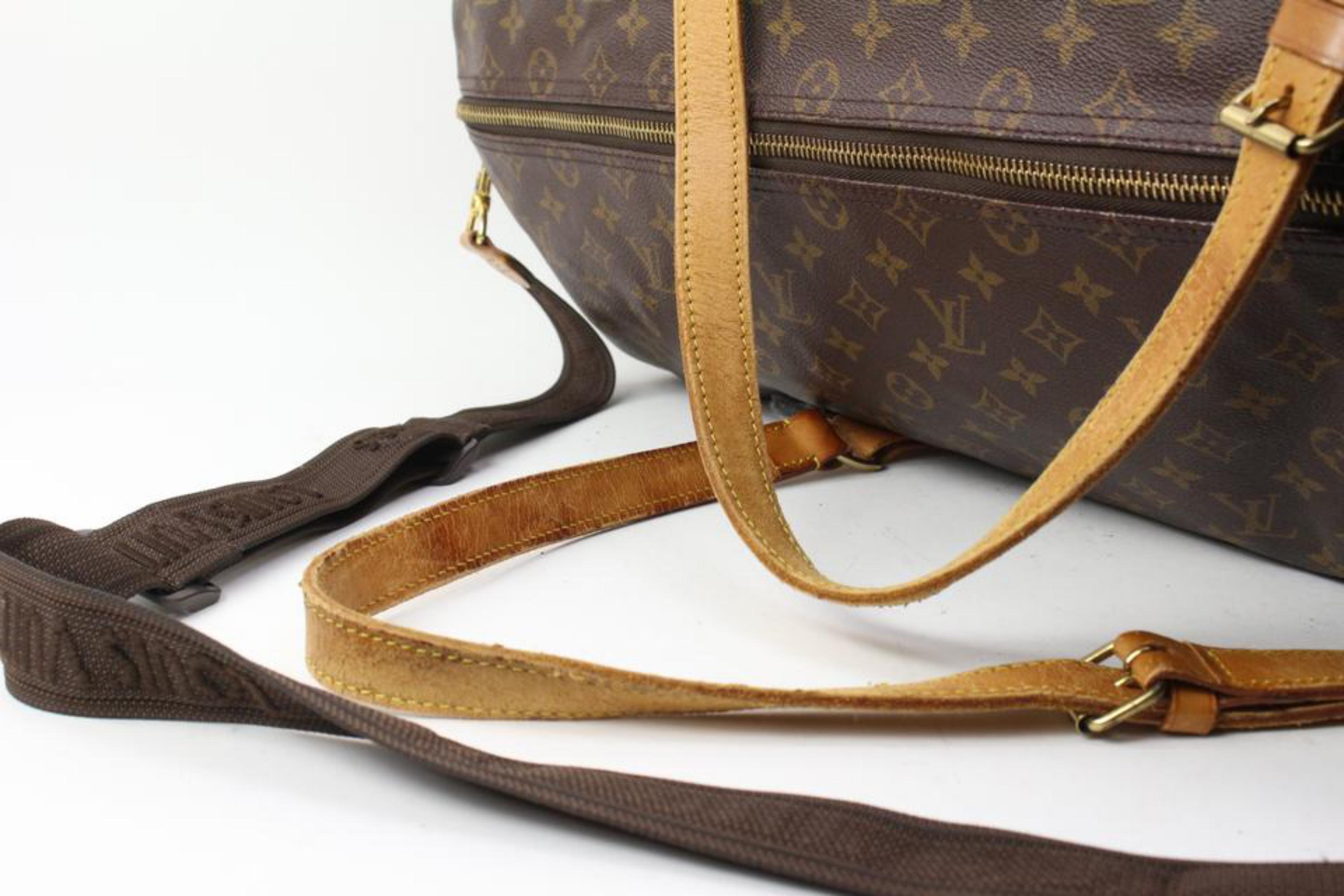 Louis Vuitton XL Monogram Sac Polochon 70 Keepall Bandouliere s214lv89 In Good Condition In Dix hills, NY