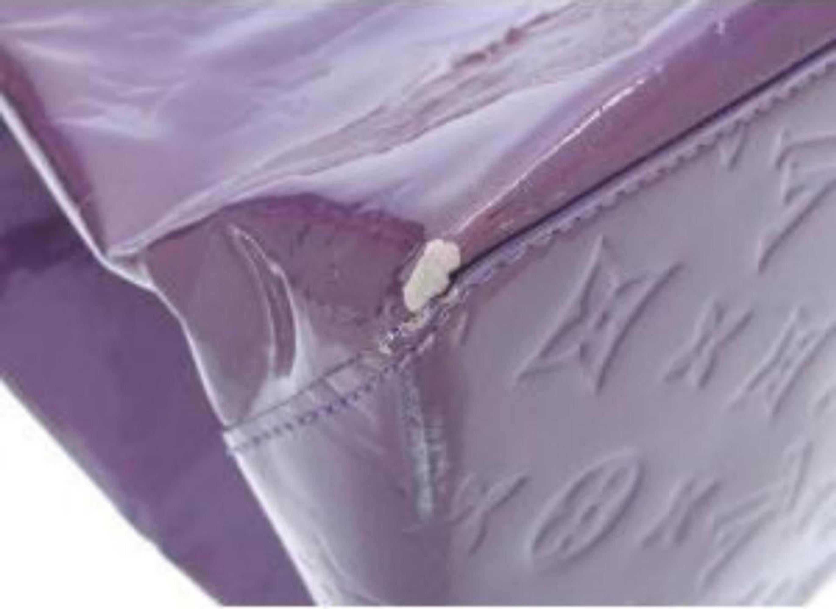 Louis Vuitton XL Purple Vernis Reade GM Tote 1LV927a In Good Condition In Dix hills, NY