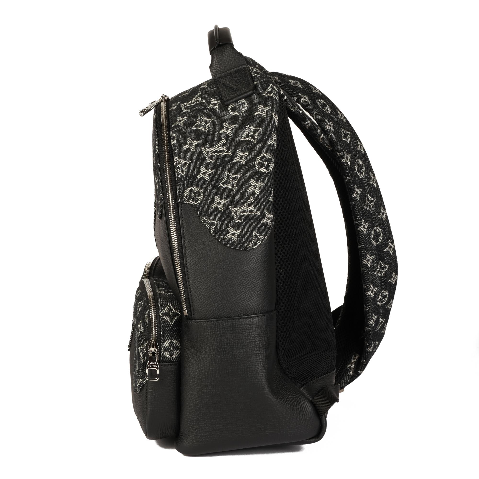 Louis Vuitton xNigo Navy Taurillon Leather & Monogram Denim MultiPocket Backpack In Excellent Condition For Sale In Bishop's Stortford, Hertfordshire