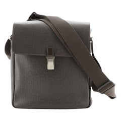 Louis Vuitton Yaranga Messenger Bag Taiga Leather Medium