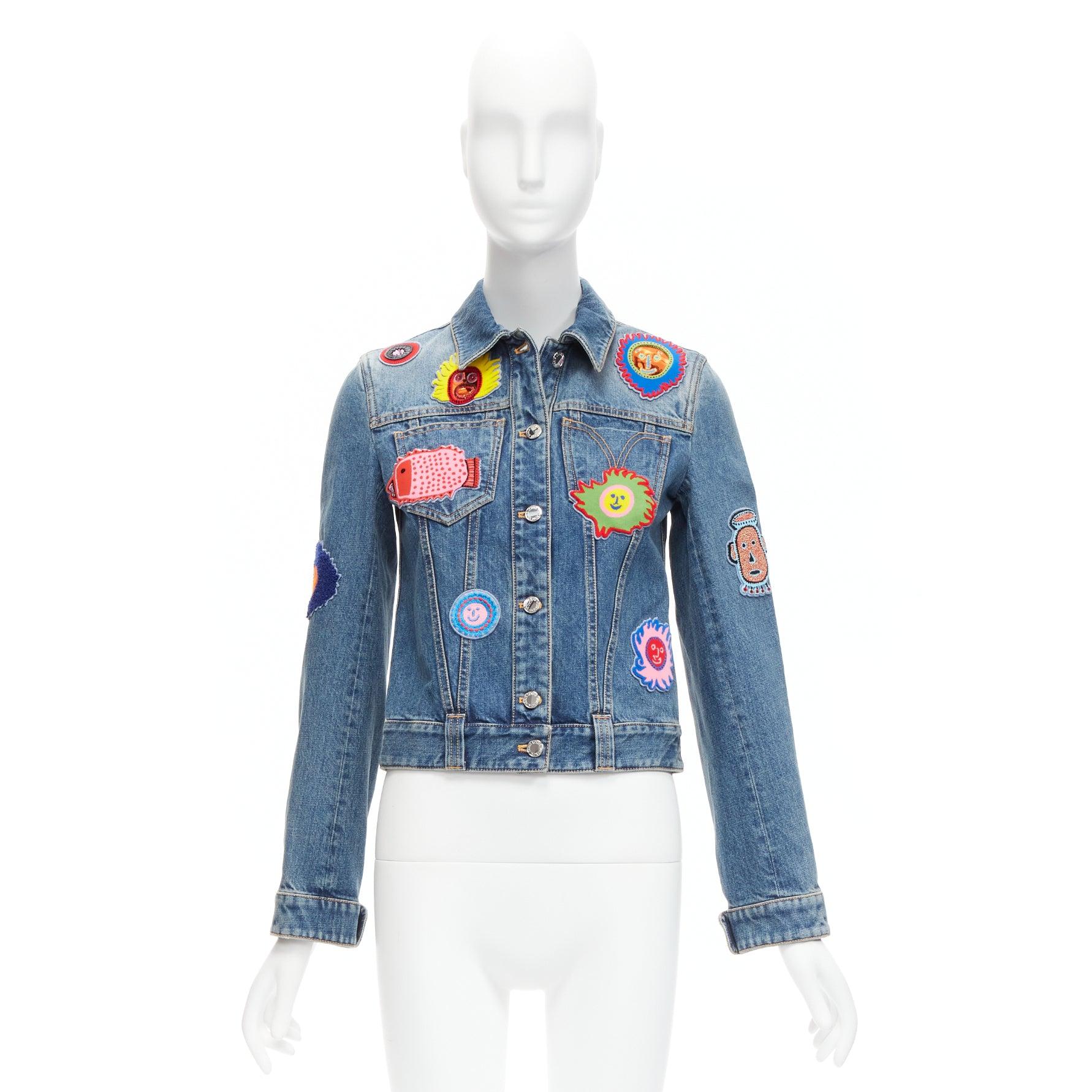LOUIS VUITTON Yayoi Kusama 2023 Faces leather patch blue denim jacket FR34 XS For Sale 6