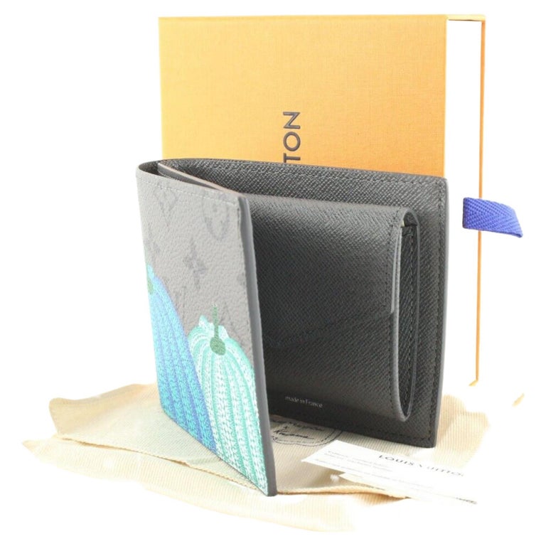 Louis Vuitton Yayoi Kusama Monogram Reverse Eclipse Men's Wallet 1LK424C  For Sale at 1stDibs