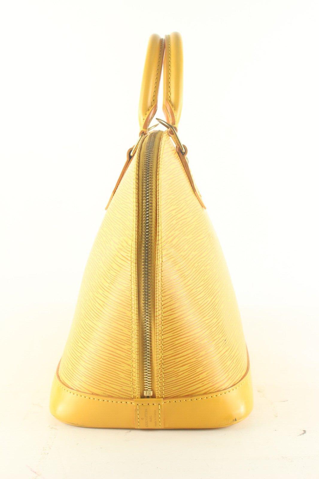 Louis Vuitton Yellow Alma PM Epi Leather 8LV926K In Good Condition For Sale In Dix hills, NY