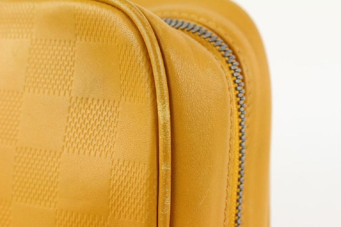 Louis Vuitton pochette de toilette jaune à motif damier Infini GM Trousse 819lv74  en vente 5
