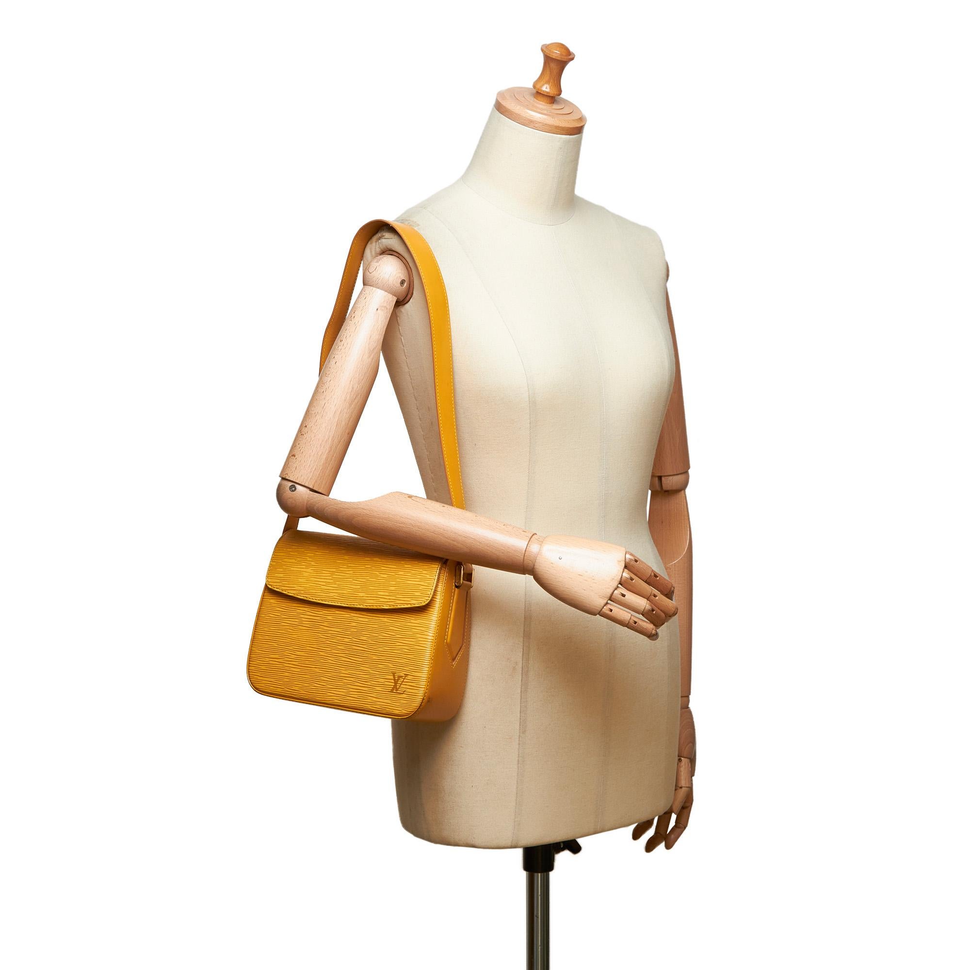 louis vuitton buci bag