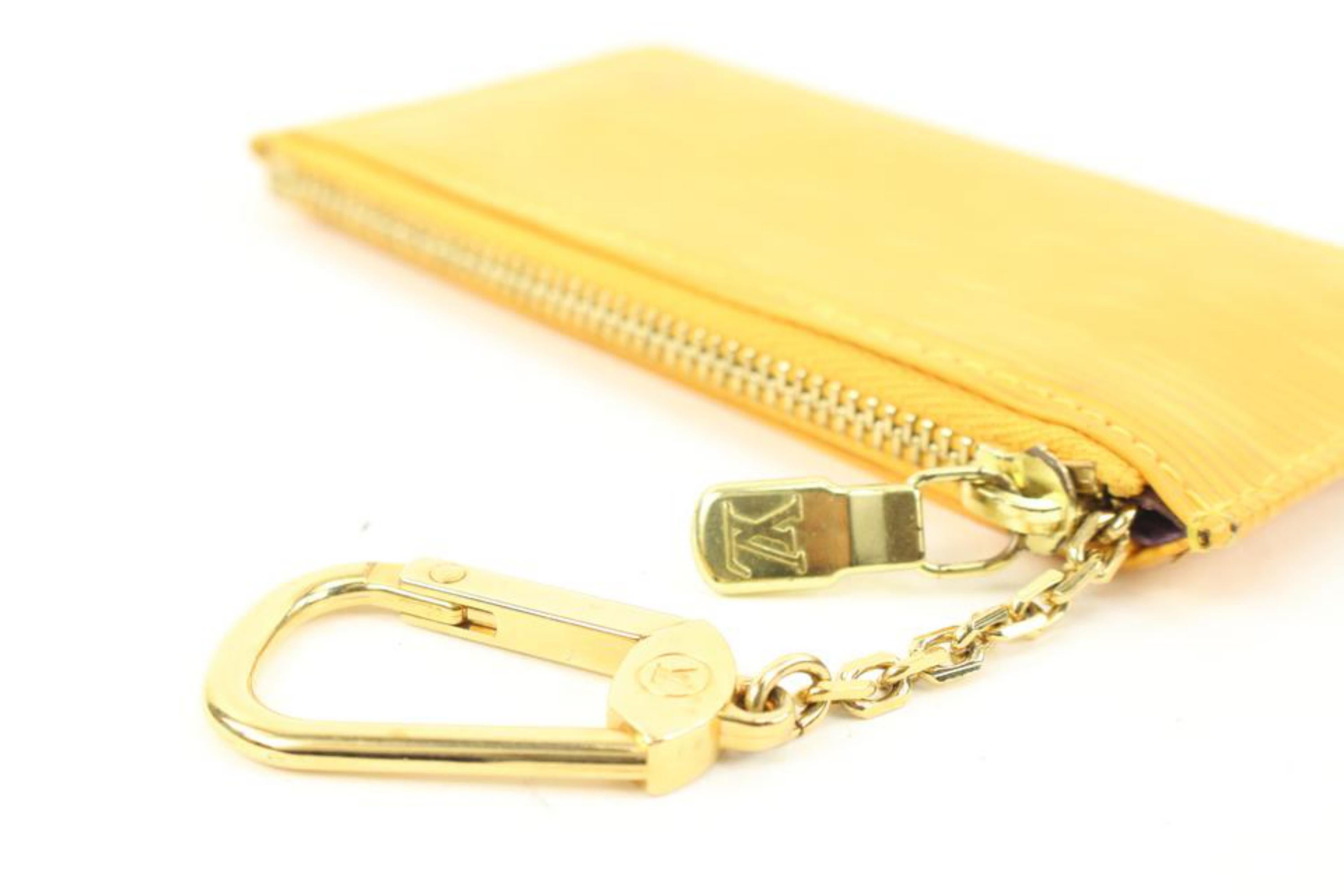 Louis Vuitton Yellow Epi Leather Key Pouch Keychain Pochette Cles s214lv79 In Good Condition For Sale In Dix hills, NY
