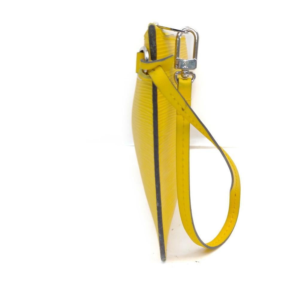 Louis Vuitton Yellow Epi Leather Neverfull Pochette GM Wristlet Pouch 863415 For Sale 1