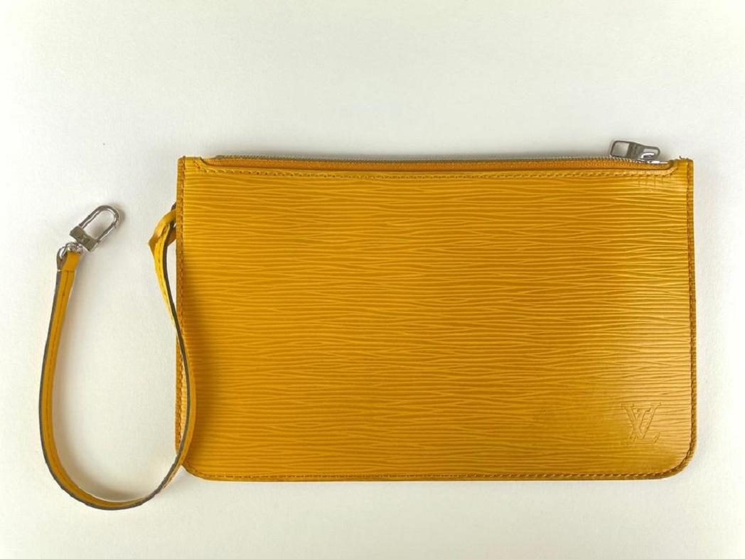 Louis Vuitton Yellow Epi Leather Neverfull Pochette Wristlet Pouch Bag 39LVL1125 For Sale 2