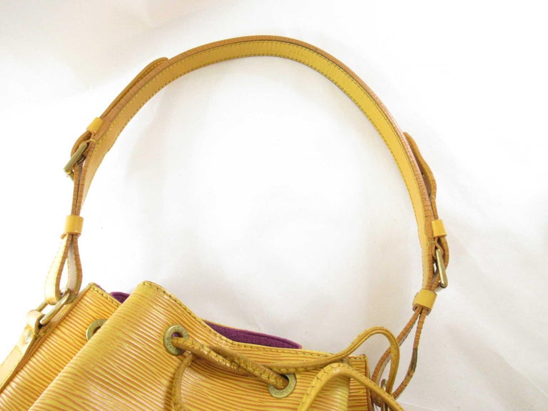 Louis Vuitton Womens NéoNoé Bucket Bag Monogram – Luxe Collective