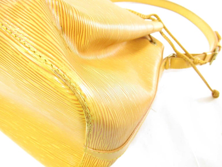 Biarritz leather handbag Louis Vuitton Yellow in Leather - 24311940