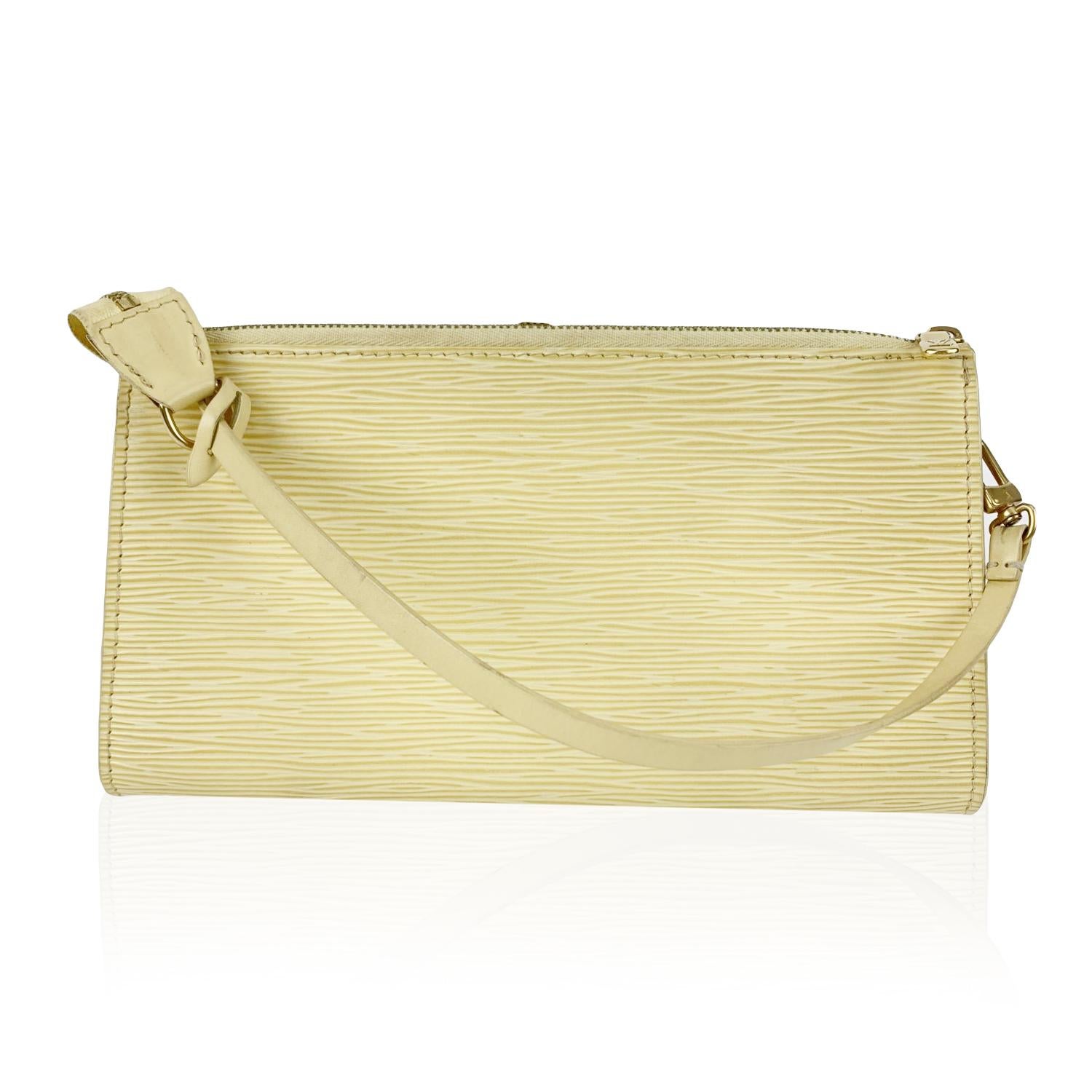 louis vuitton yellow pochette
