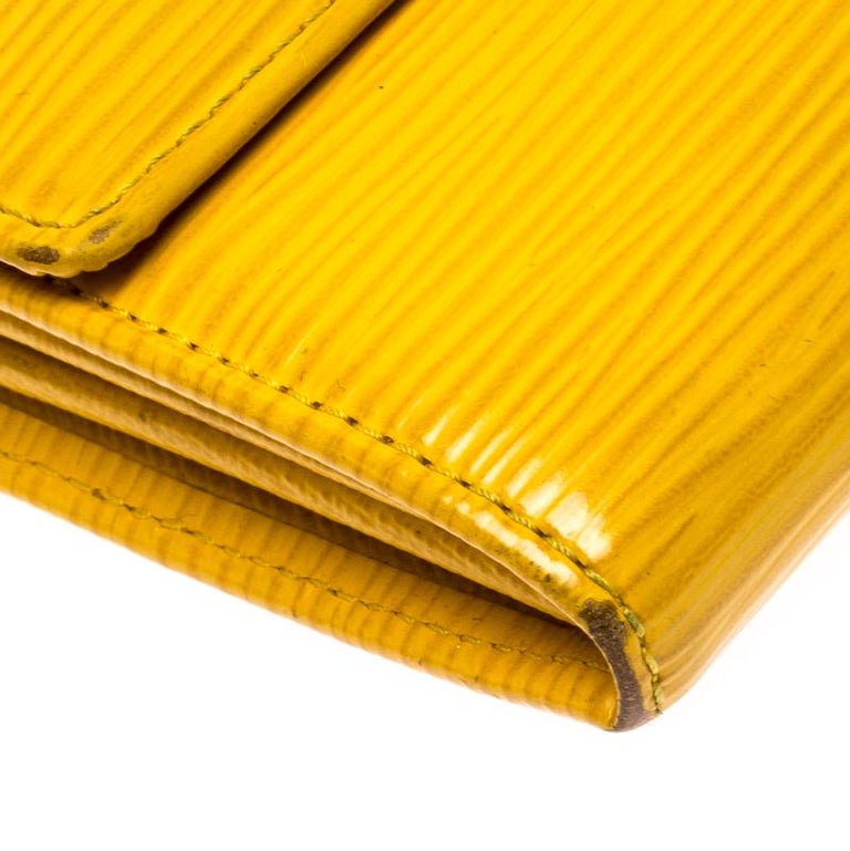 Louis Vuitton Womens Snap Closure Sarah New Style Yellow Textured Epi  Leather