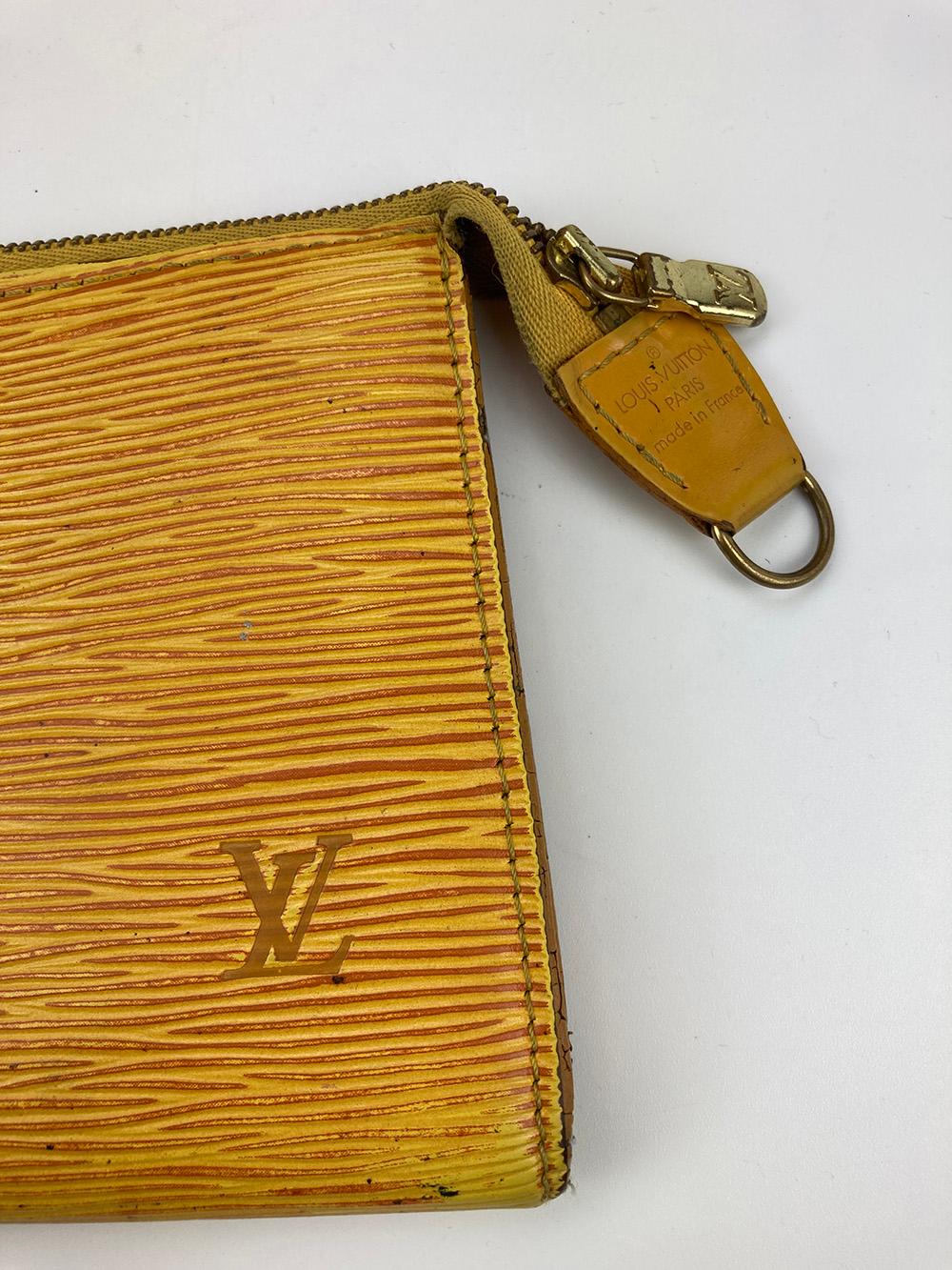 Louis Vuitton Yellow Epi Lussac Tote and Pochette For Sale 1