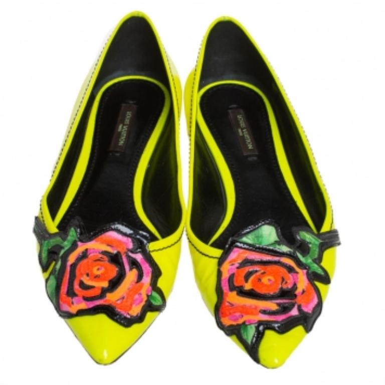 Women's Louis Vuitton Yellow Leather Flower Embellished Pointed Ballet Flats Size 36.5 For Sale