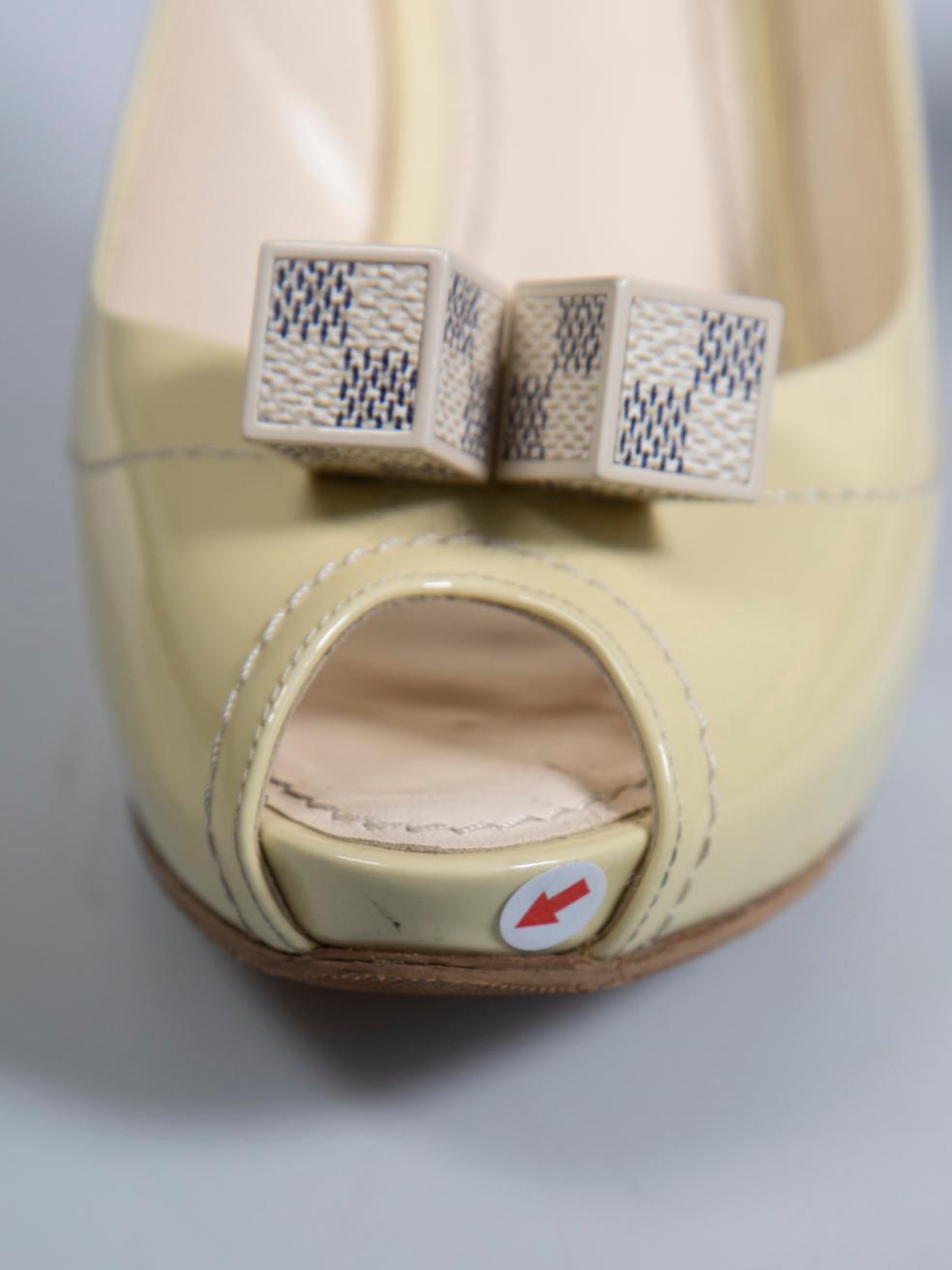 Louis Vuitton Yellow Patent Damier Azur Heels Size IT 37.5 3