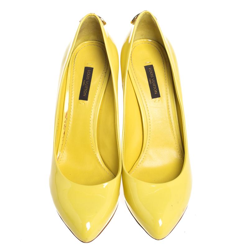 Louis Vuitton Yellow Patent Leather Oh Really Pumps Size 38 At 1stDibs Louis Vuitton Yellow Patent Leather Oh Really Pumps Size 38 At 1stDibs
