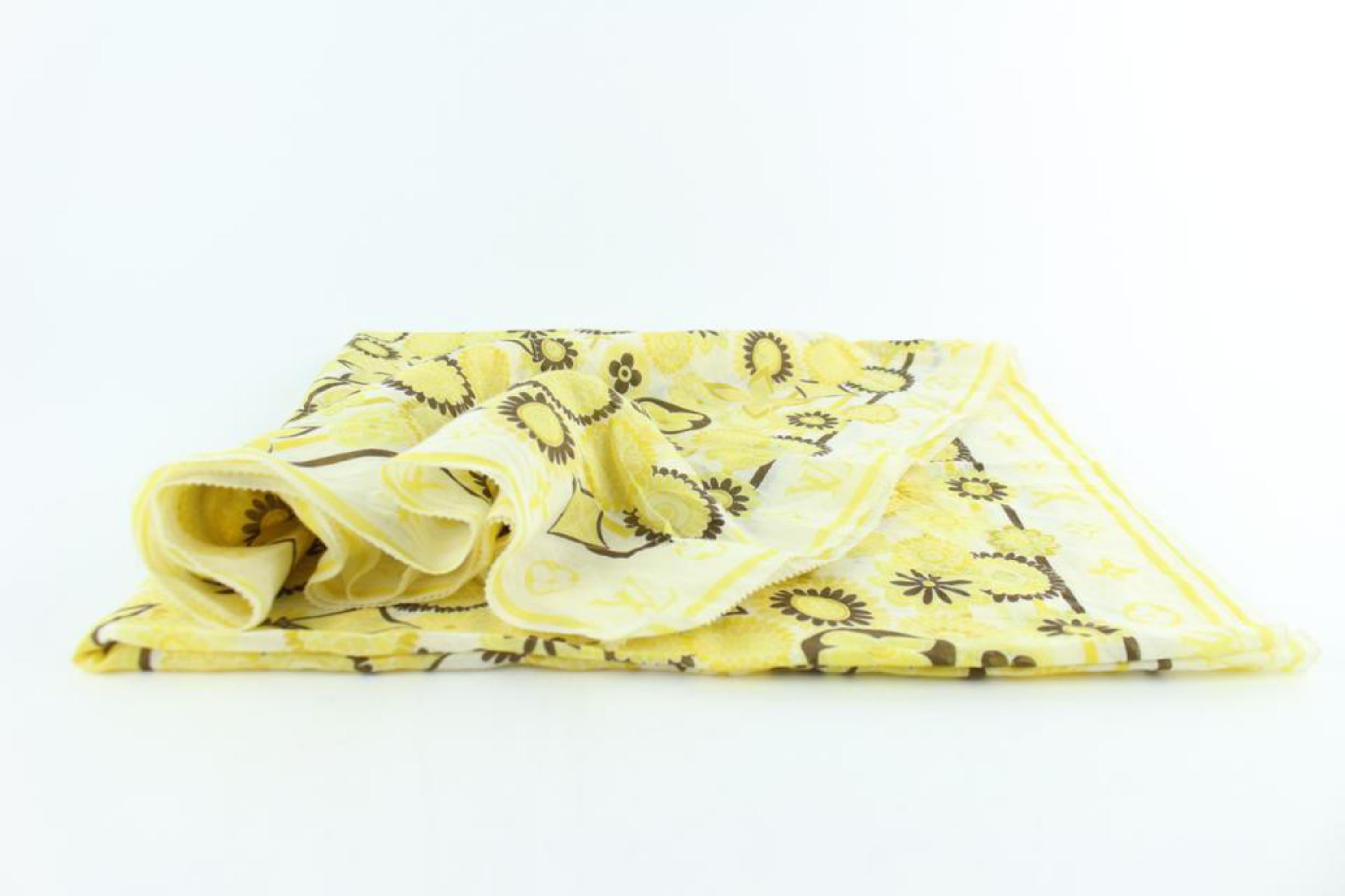 Louis Vuitton Yellow Rare Monogram 10le0110 Scarf/Wrap For Sale 4