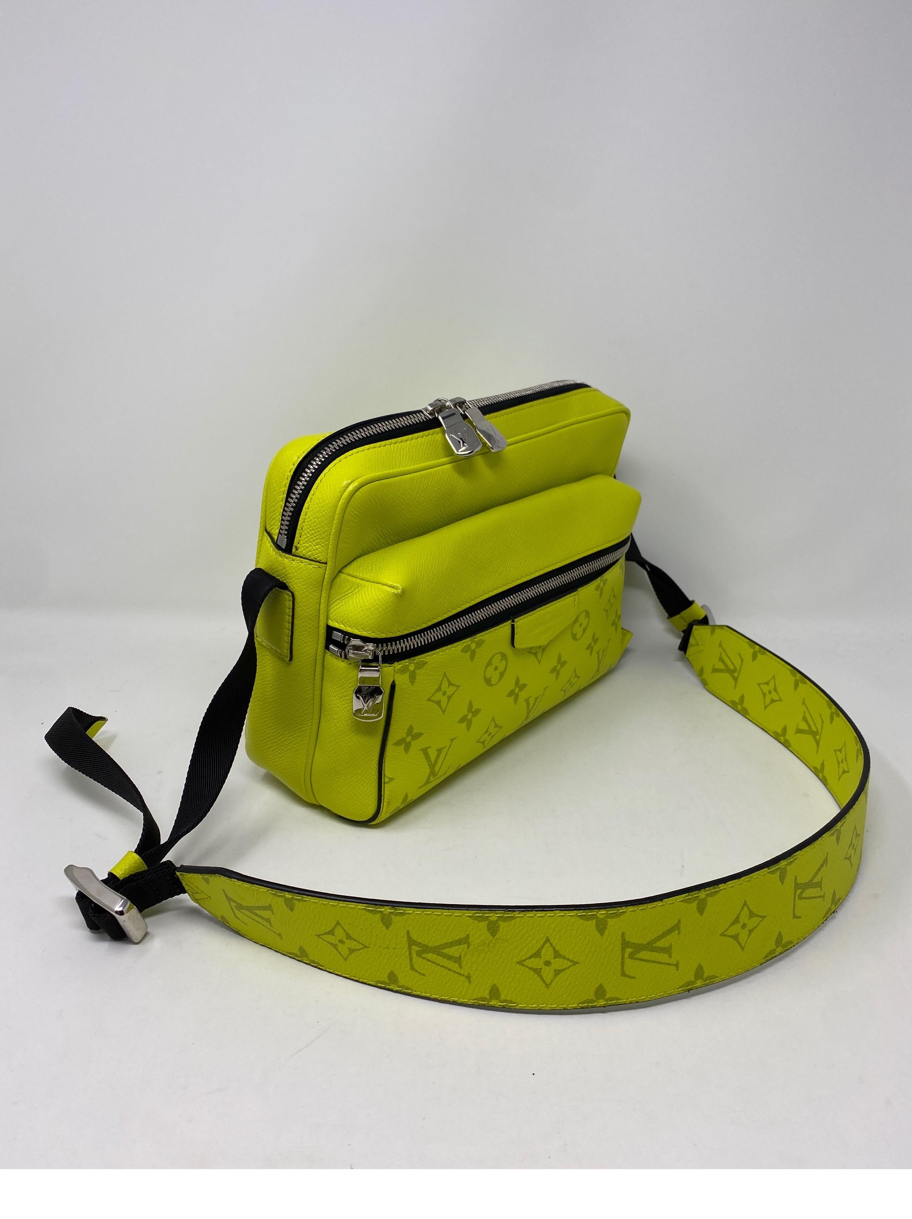 neon yellow louis vuitton bag