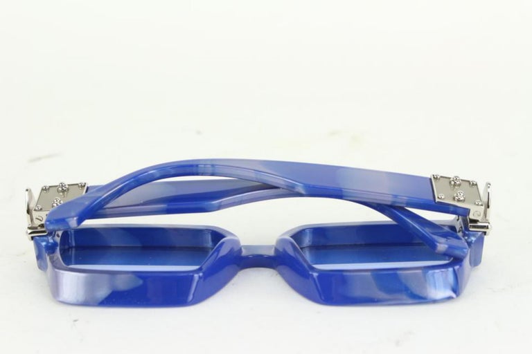 1.1 millionnaires sunglasses Louis Vuitton Blue in Plastic - 23520375