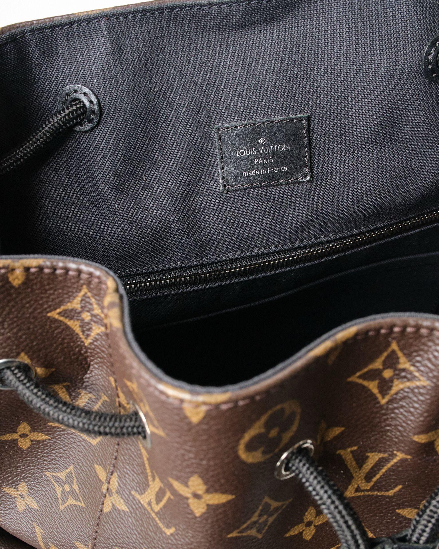 Louis Vuitton Christopher GM Monogram Backpack Noir en vente 6