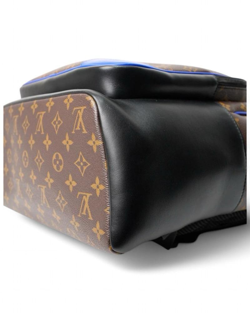 Louis Vuitton Sac à dos Dean Monogram Macassar Blue en vente 4