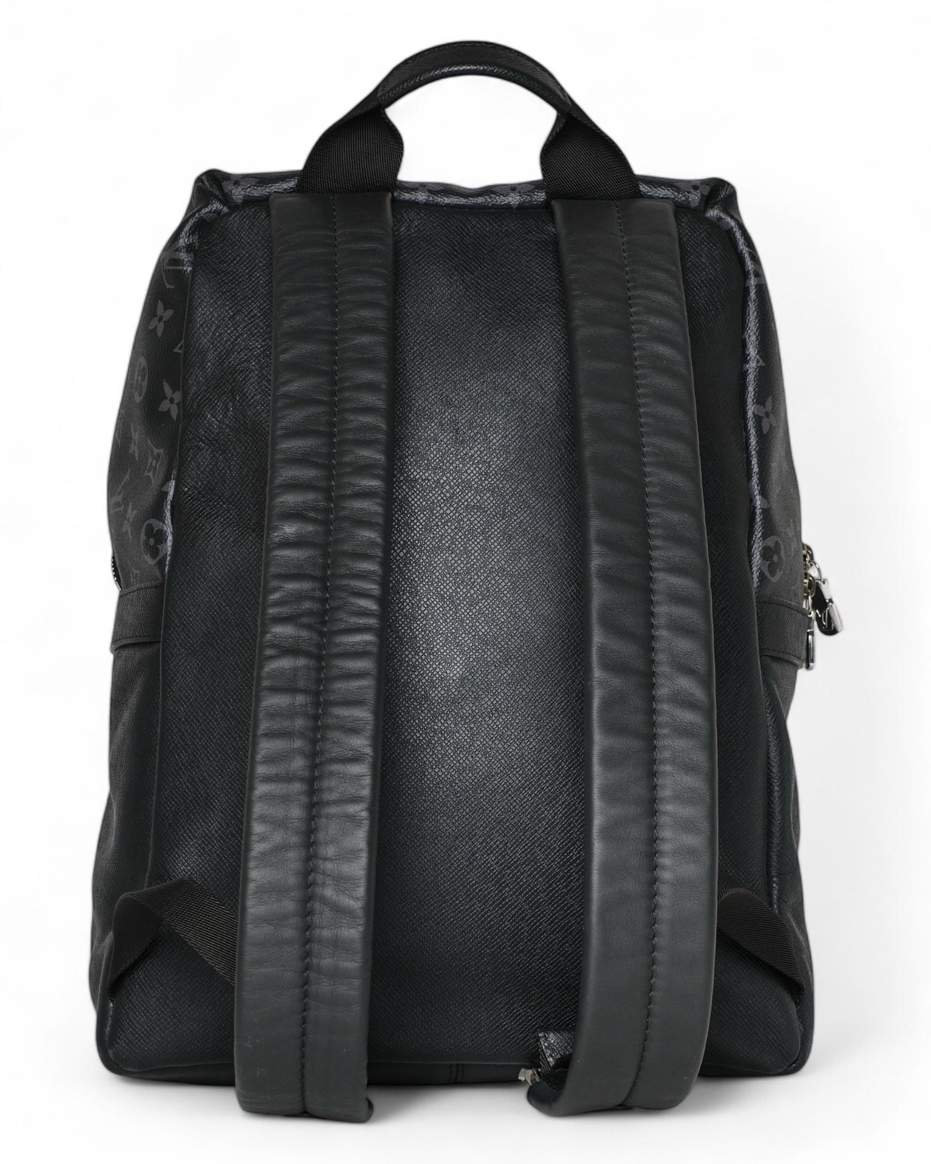 Sac à dos Louis Vuitton Discovery Monogram Eclipse 9