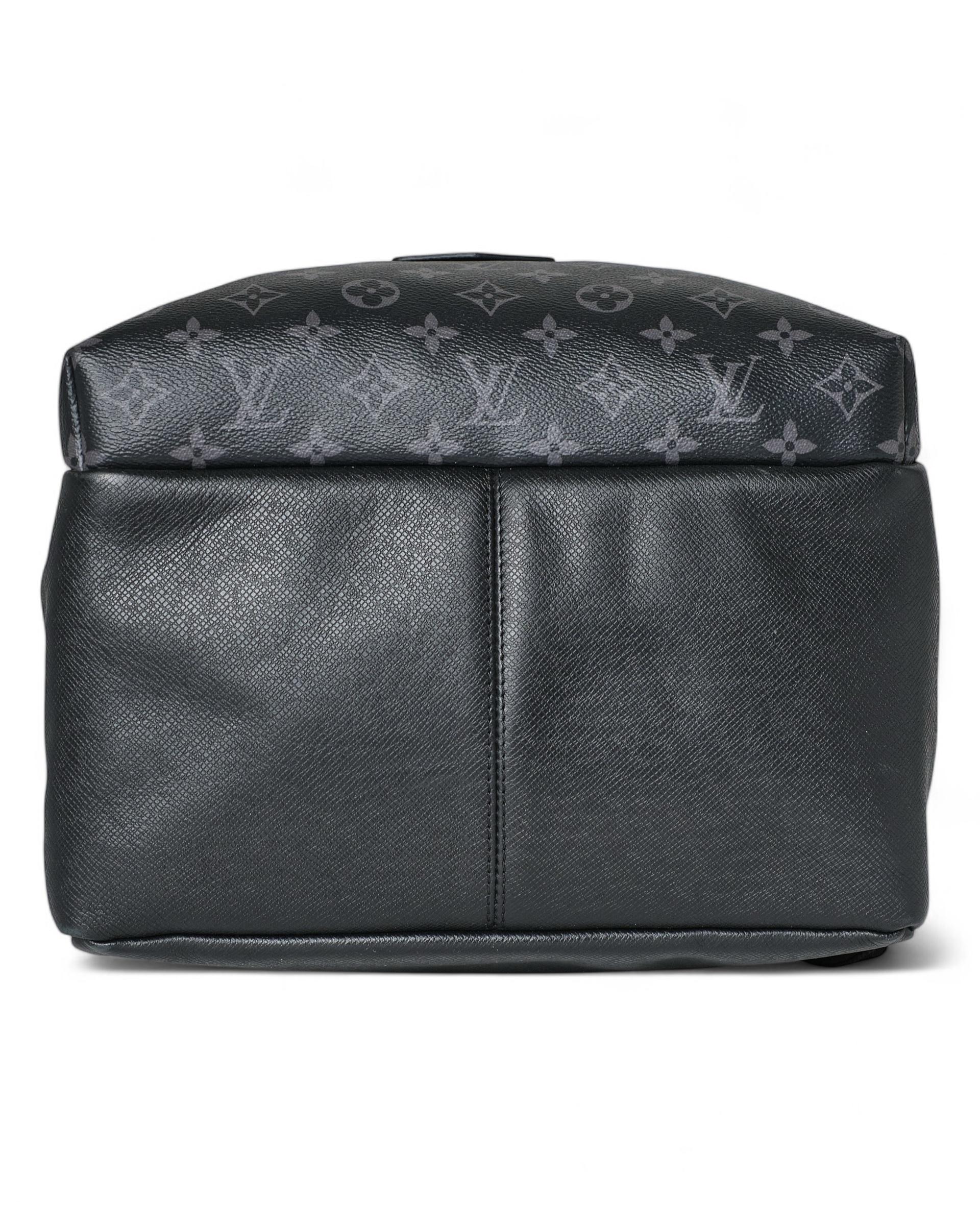 Sac à dos Louis Vuitton Discovery Monogram Eclipse 4