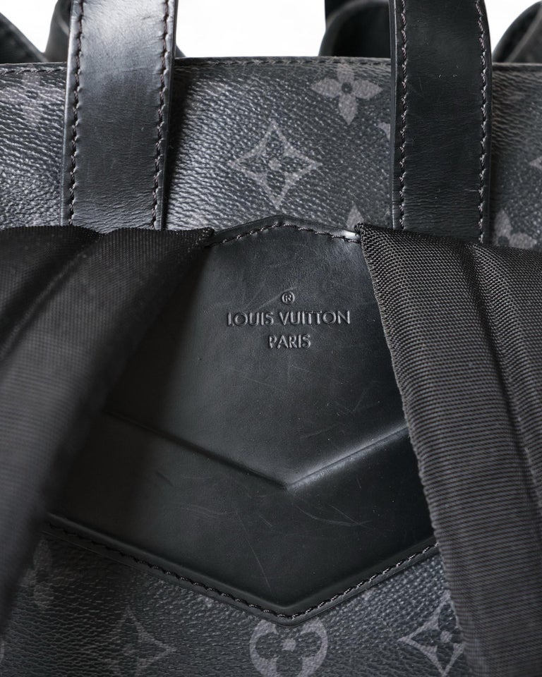 Louis Vuitton Explorer Monogram Eclipse Backpack For Sale at 1stDibs