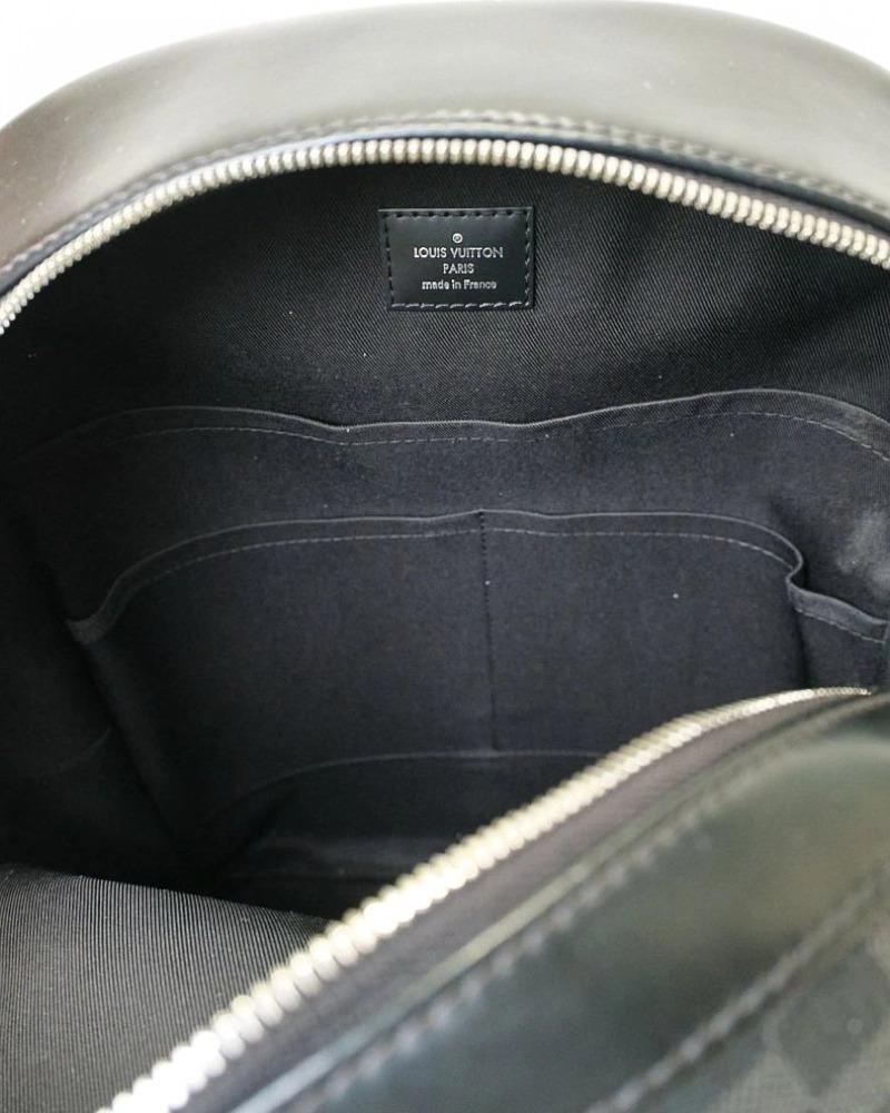Louis Vuitton Backpack Josh GM Damier Graphite Black For Sale 13