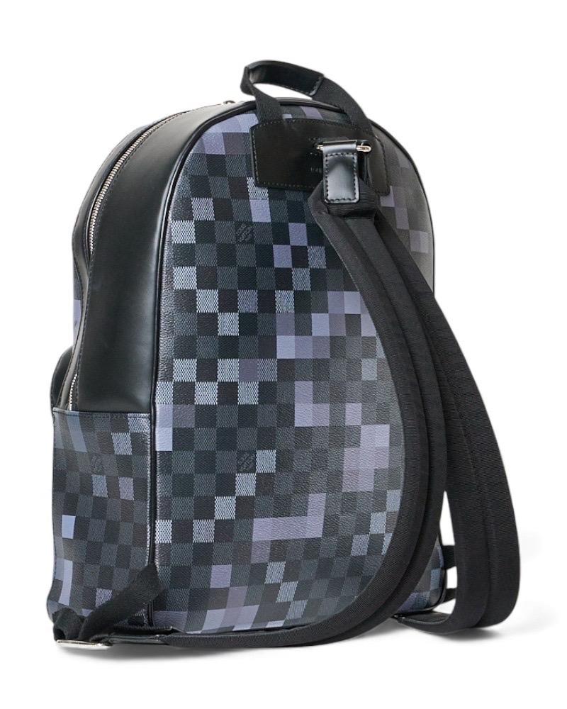 Zaino Louis Vuitton MM Damier Graphite Pixel Nero in vendita 1