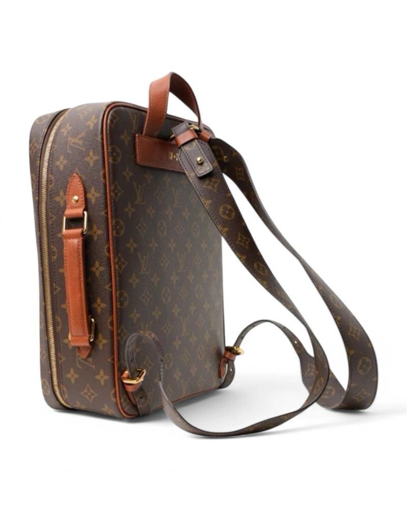 Louis Vuitton Legacy Shoes Box Monogram Backpack Pour hommes en vente