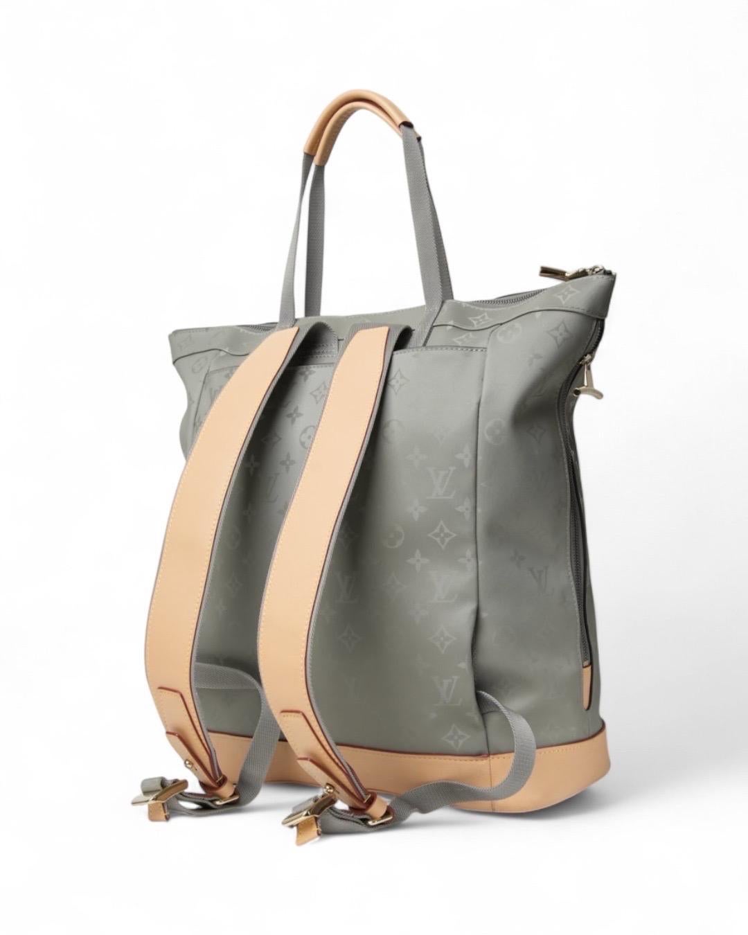 Louis Vuitton Zaino Tote GM Monogram Titanium For Sale 1