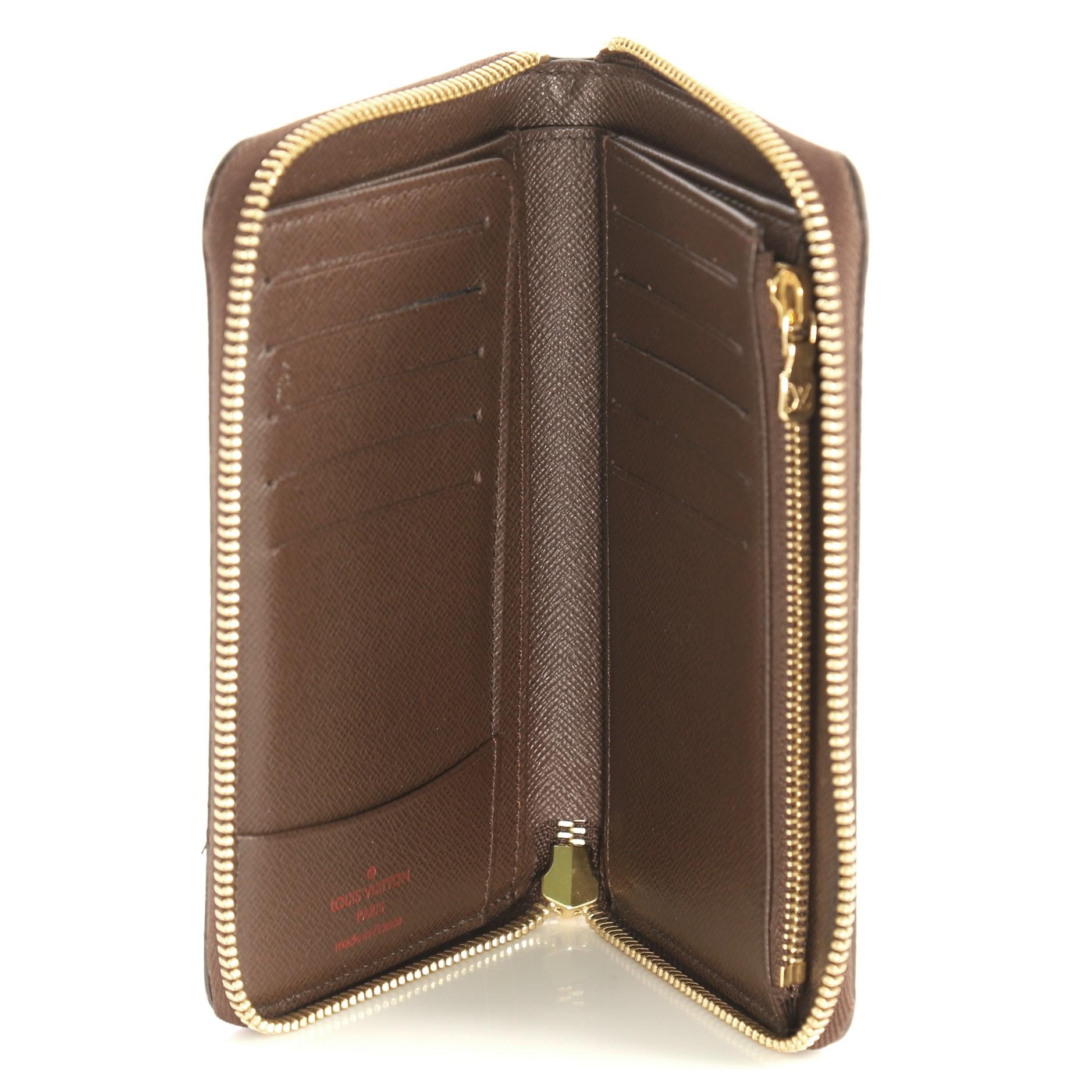 Brown Louis Vuitton Zippy Compact Wallet Damier
