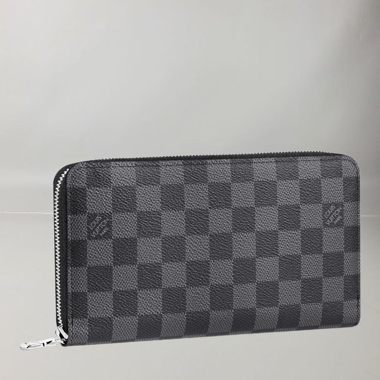 Louis Vuitton Vavin Chain Wallet NM Damier with Leather For Sale at 1stDibs