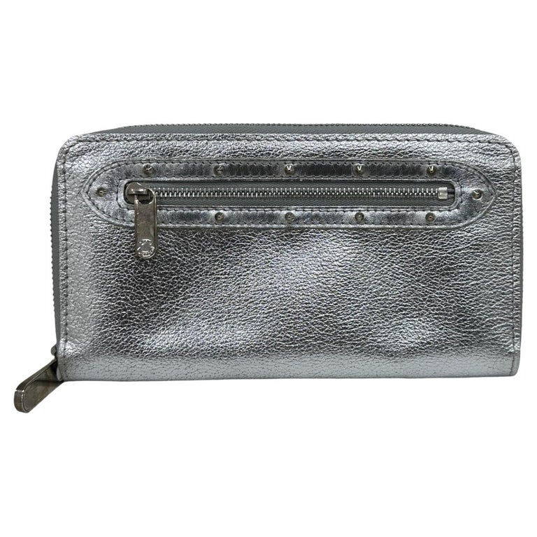 Louis Vuitton Zippy Suhali Wallet Silver Leather at 1stDibs