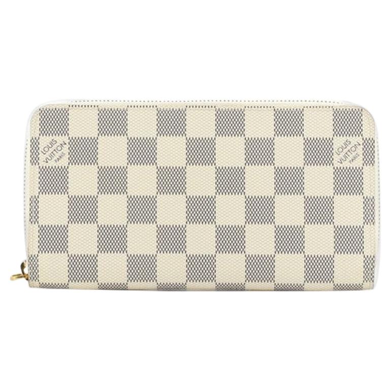 Louis Vuitton Zippy Wallet Damier