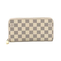 Louis Vuitton Zippy Wallet Damier