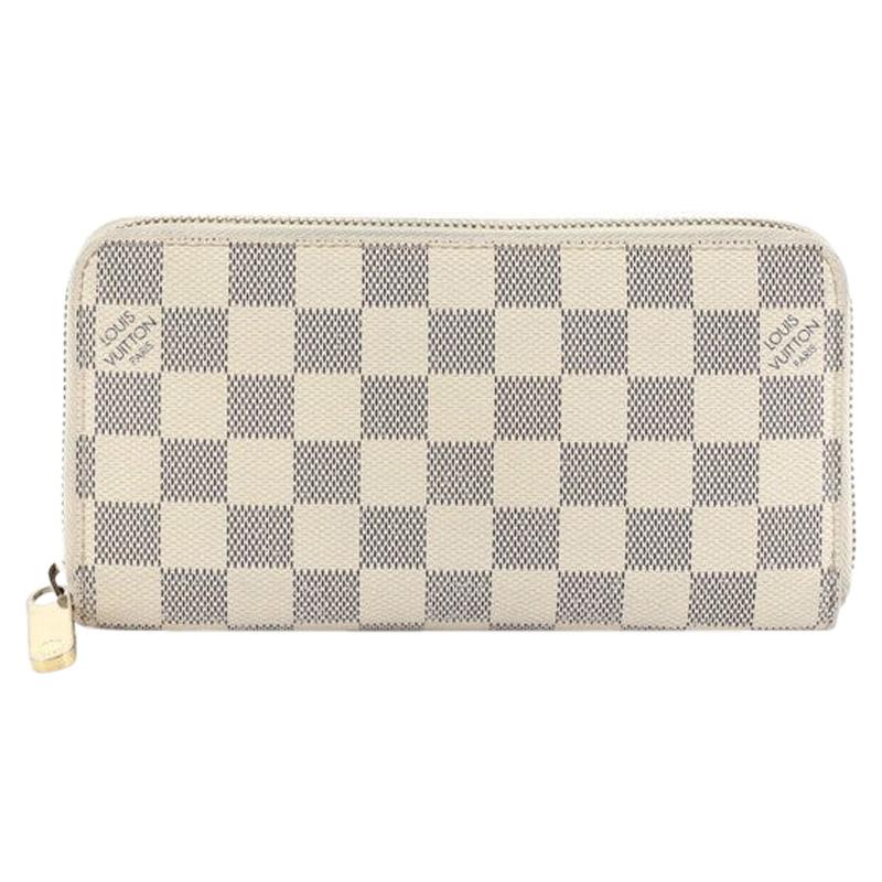 Louis Vuitton Zippy Wallet Damier