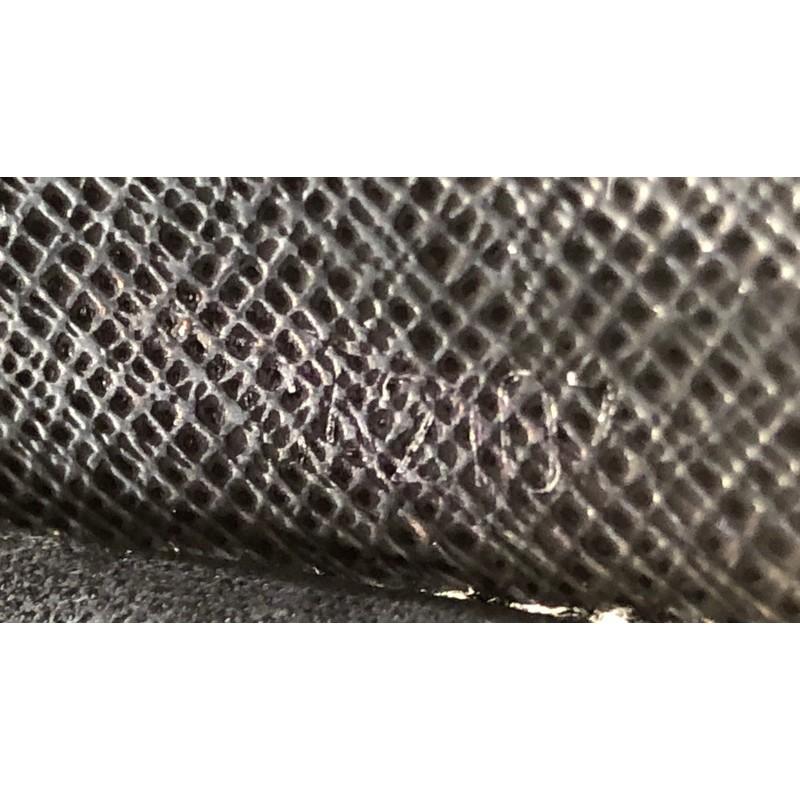 Louis Vuitton Zippy Wallet Epi Leather 3