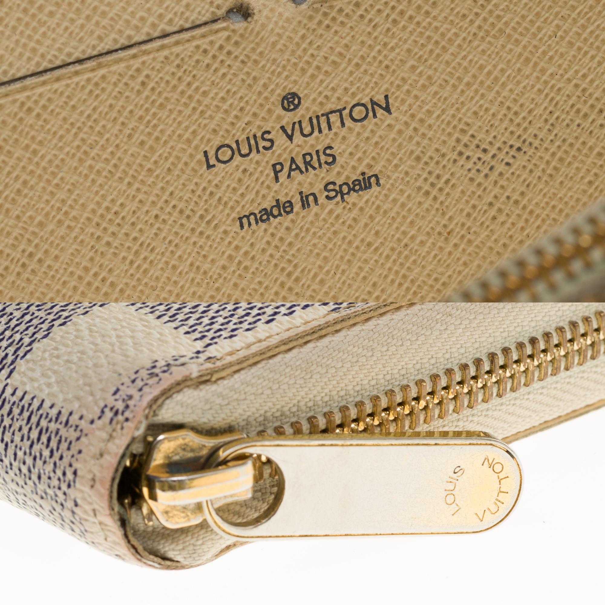 Women's or Men's Louis Vuitton Zippy Wallet in Azur damier canvas