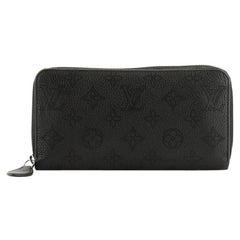 Louis Vuitton  Zippy Wallet Mahina Leather