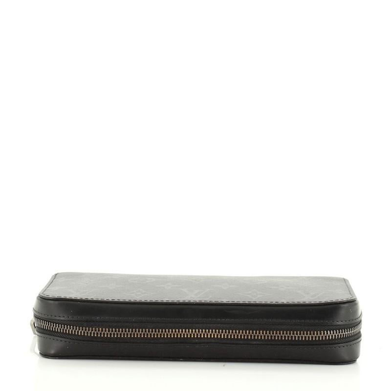Louis Vuitton Zippy Wallet Monogram Eclipse Canvas XL In Good Condition In NY, NY