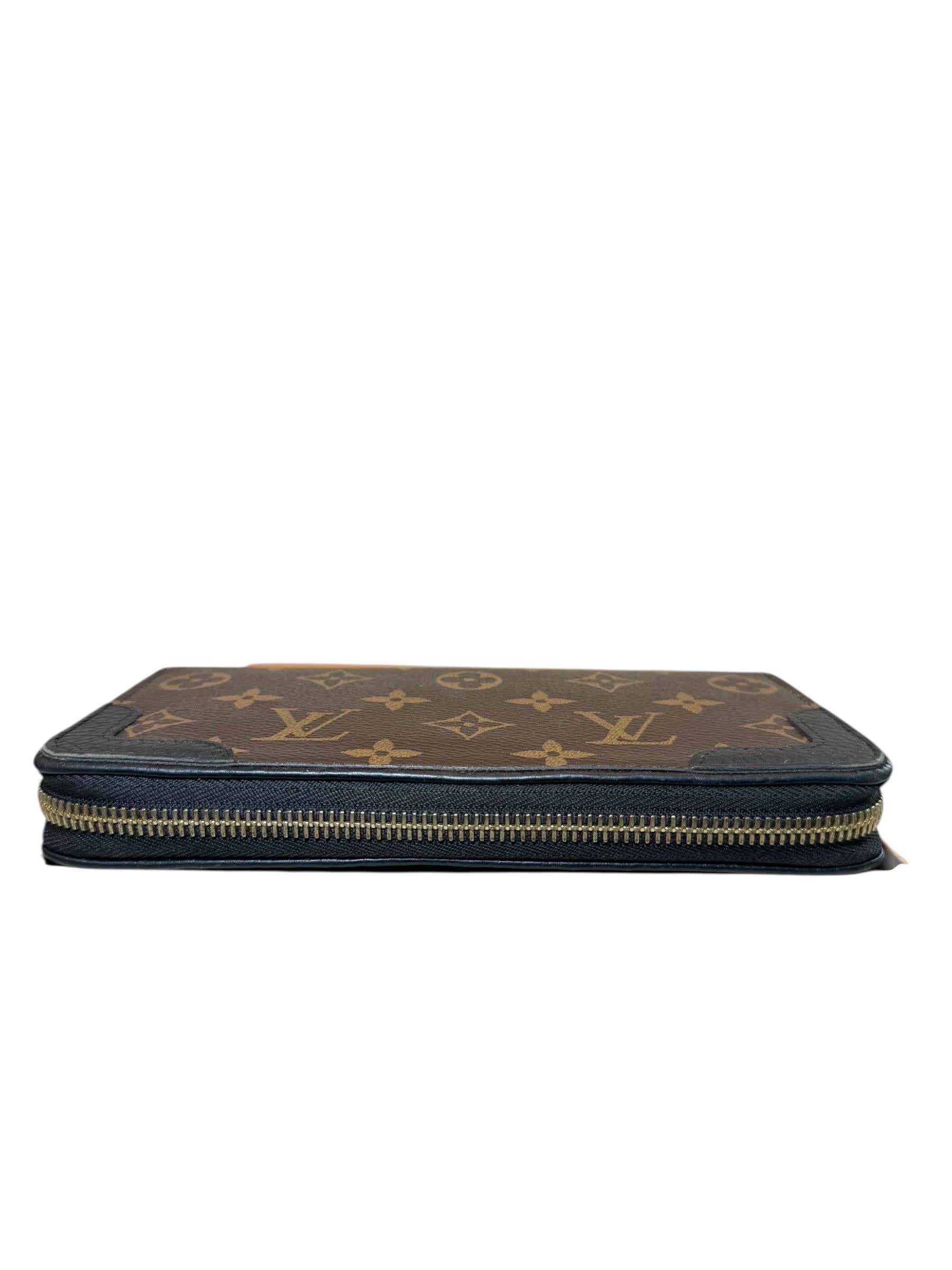 Louis Vuitton Zippy Wallet NM in tela Monogram con angoli in pelle nera 2019 in vendita 2