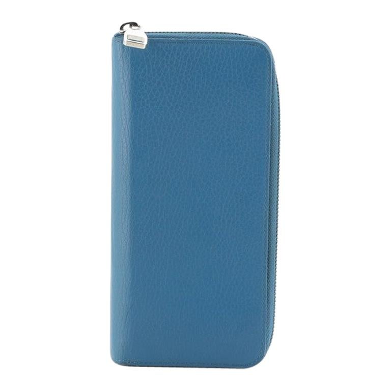 Louis Vuitton Zippy Blue Epi Leather Wallet at 1stDibs