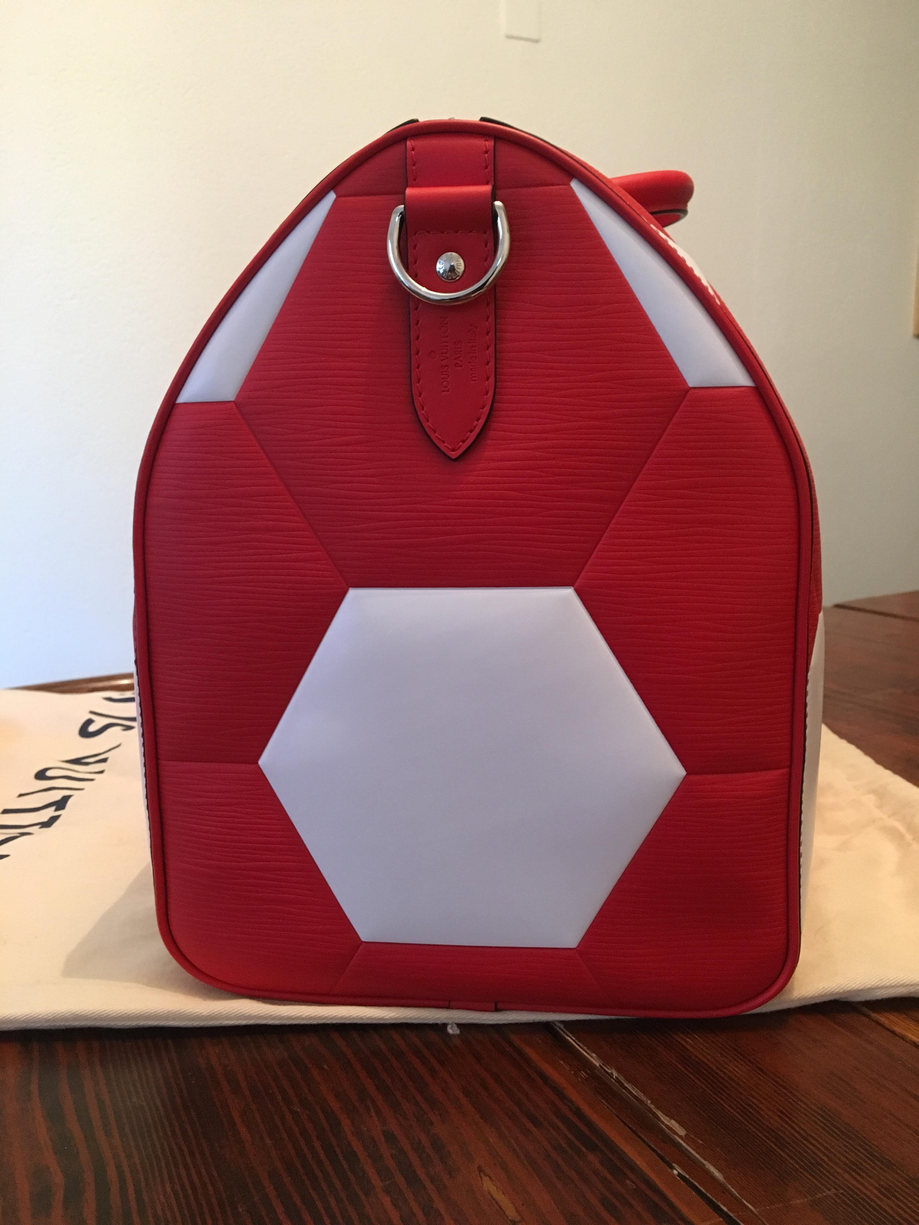 Louis Vuitton's 2018 World Cup Collection Bag, KEEPALL 50 EPI RED For Sale 1