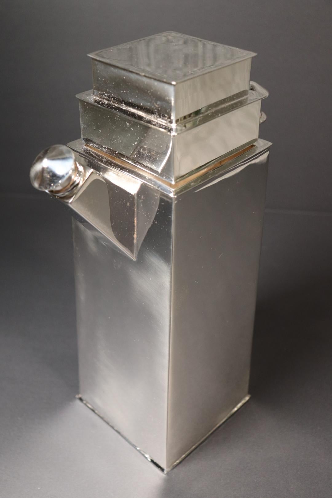 Louis W. Rice -Rare Skyscraper Design Cocktail Shaker For Sale 2