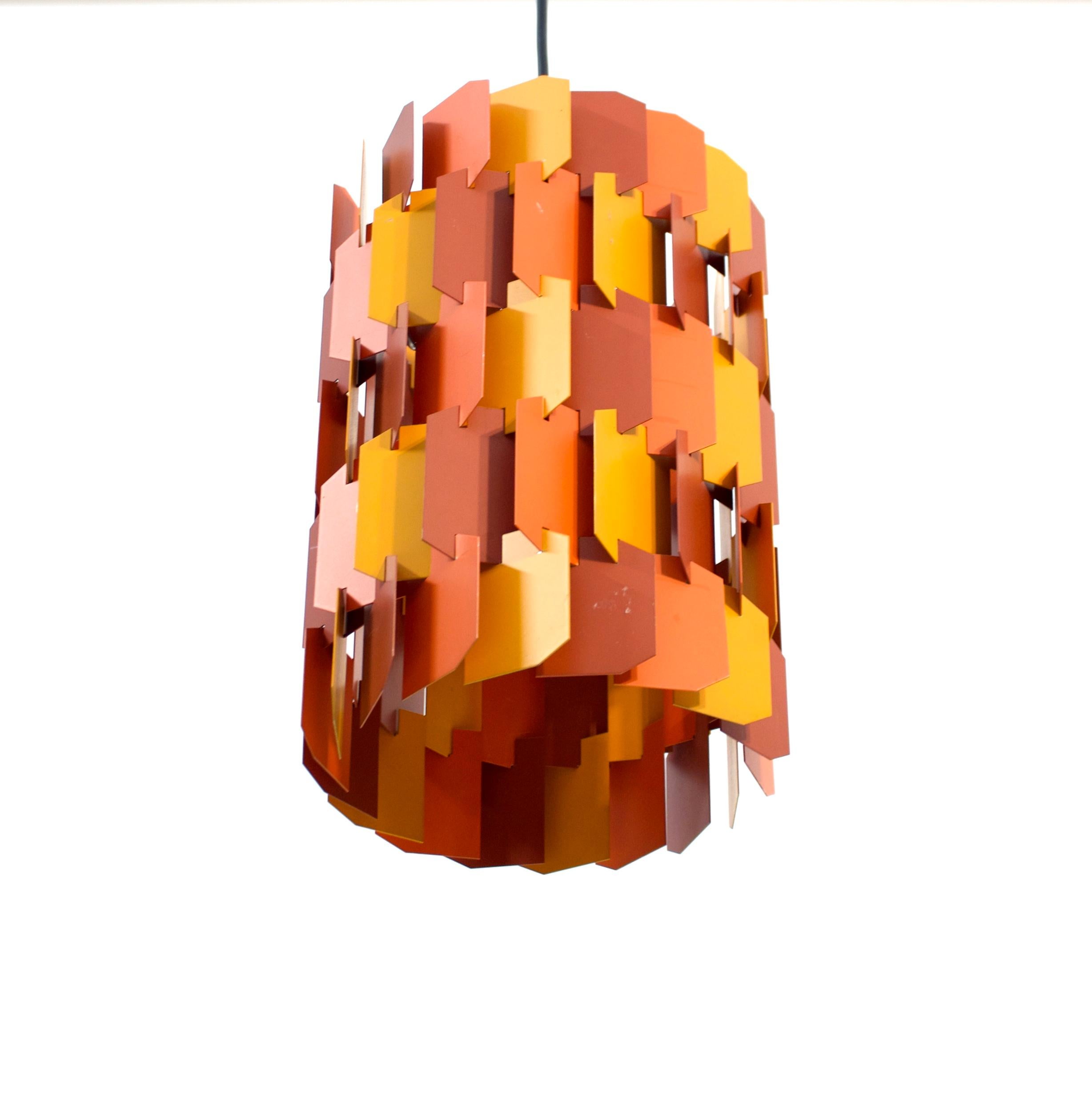 Louis Weisdorf, Lampada da soffitto Facet per Lyfa, Danimarca, anni '60 In condizioni buone in vendita a Uppsala, SE