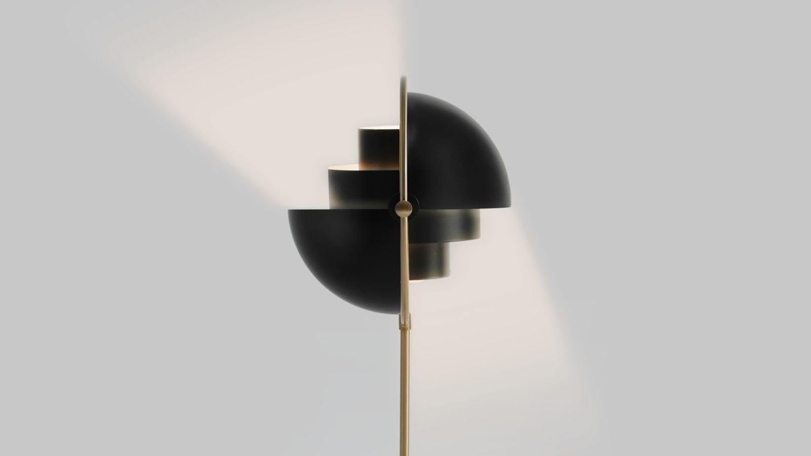 Laiton Lampe de table 'Multi-Lite' de Louis Weisdorf en noir et laiton en vente